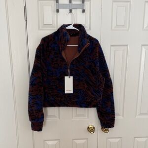 Lululemon Athletica Brown and Blue Fleece Pullover